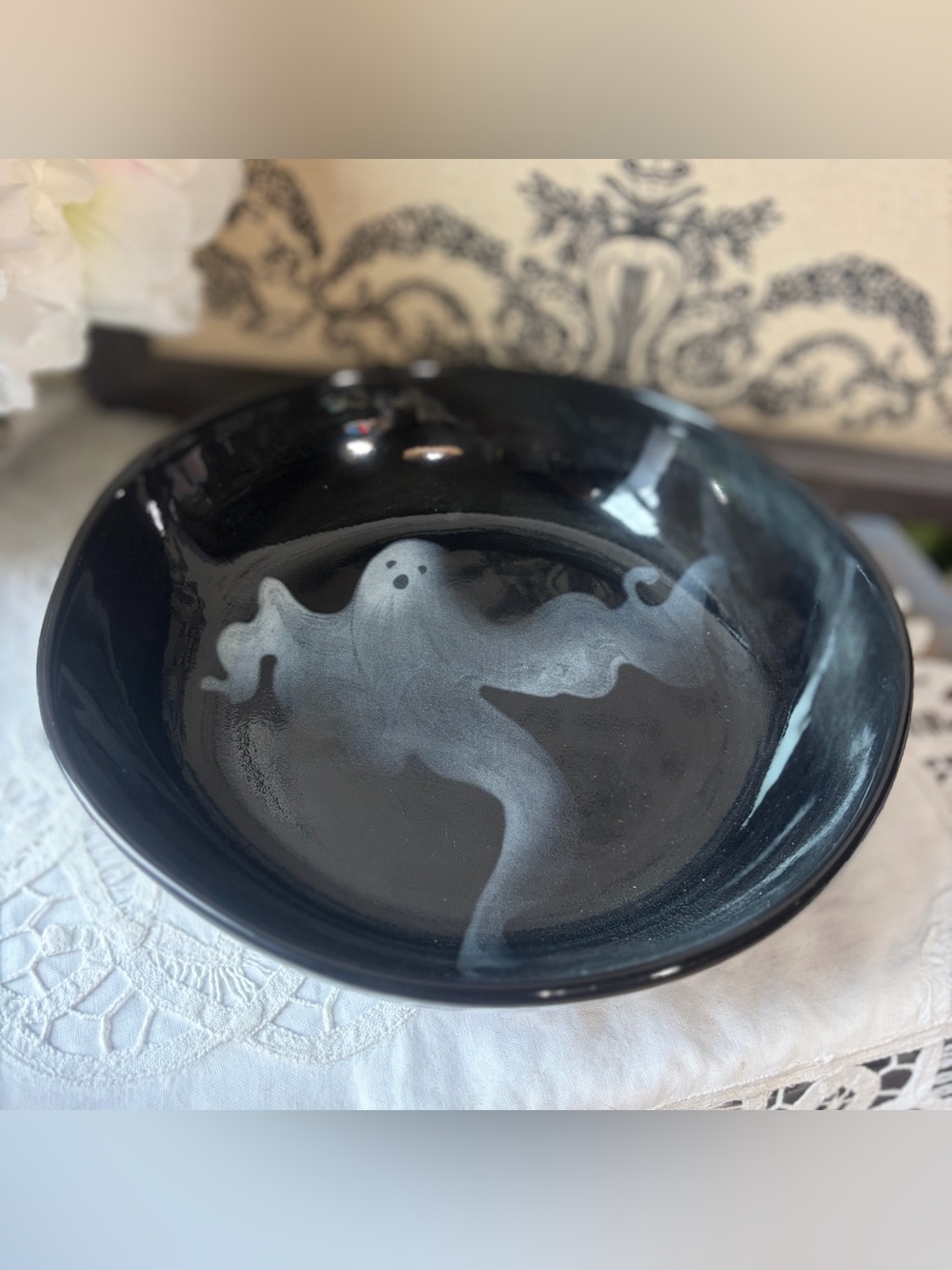 Prima Design Black ceramic ghost bowl